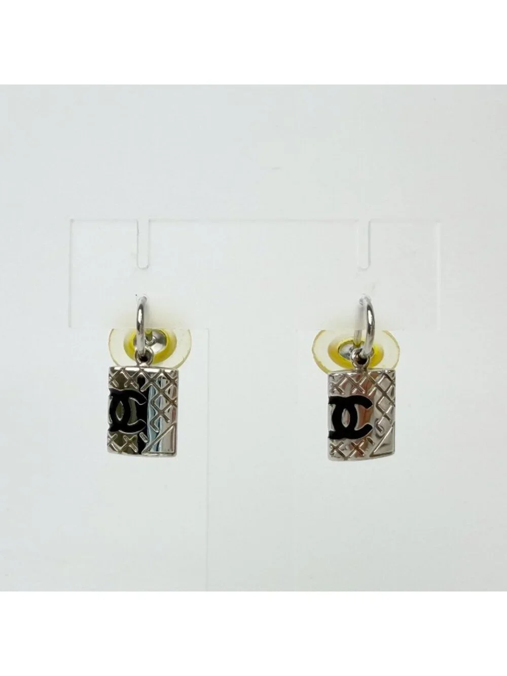 Chanel CC Logo Quilted Plate Earrings Plated Silver 05c Vintage